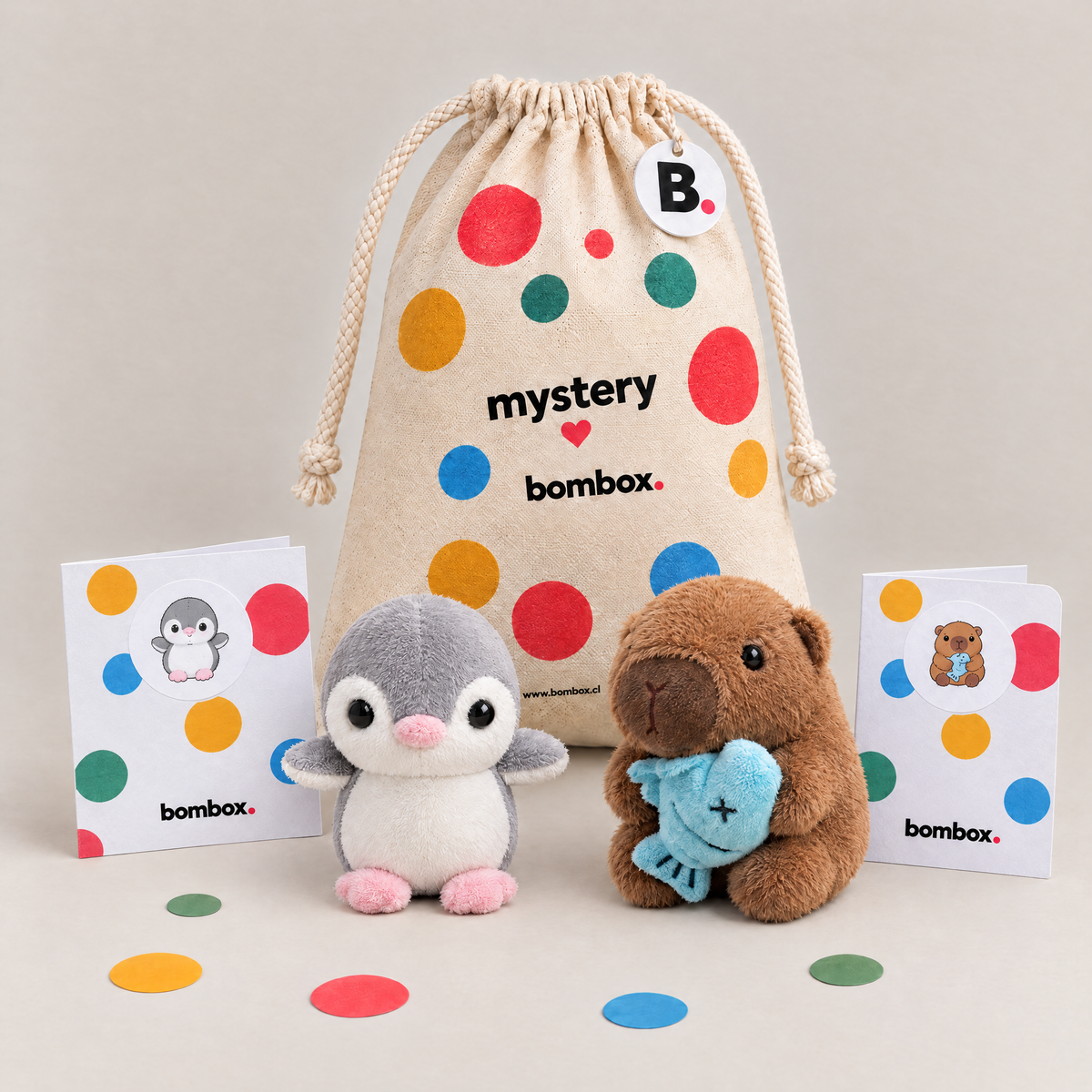Mystery Bag con los posibles peluches: capibara, llama, erizo, pingüino, nutria